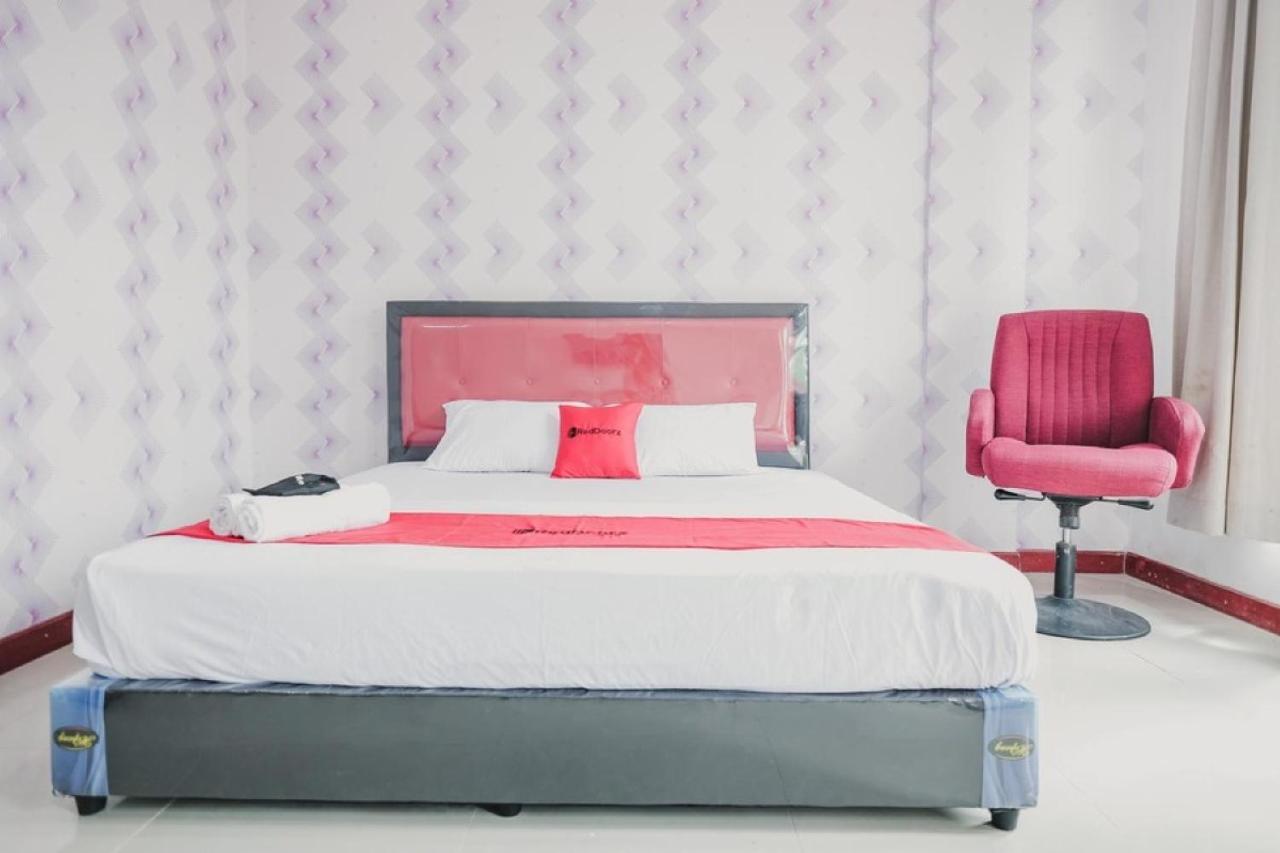 Reddoorz Near Nagoya Hill Batam 4 Otel Jodoh  Dış mekan fotoğraf